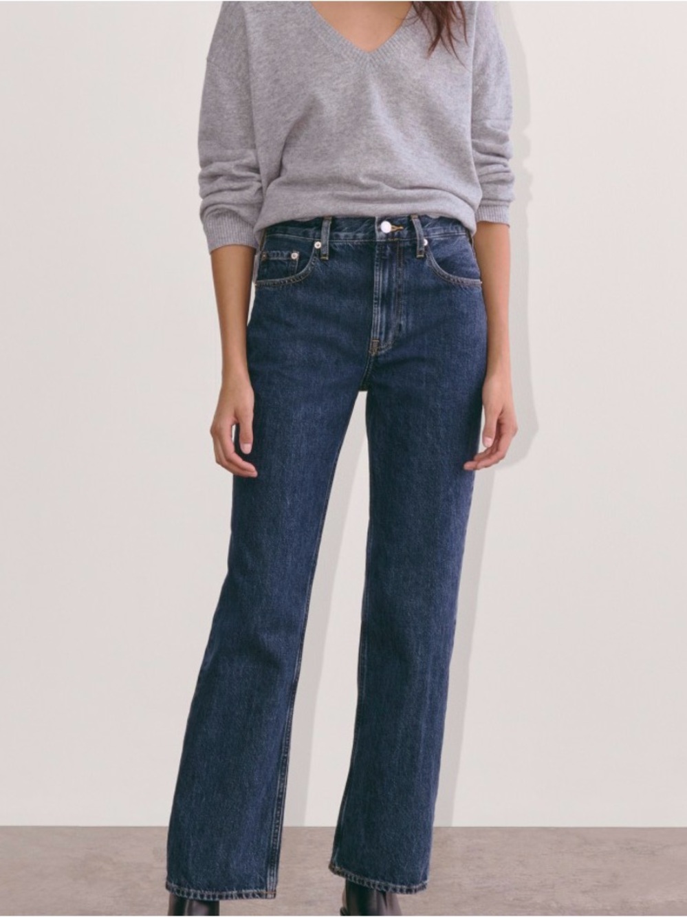 Everlane - The Cheeky Straight Jean (size: 29R)